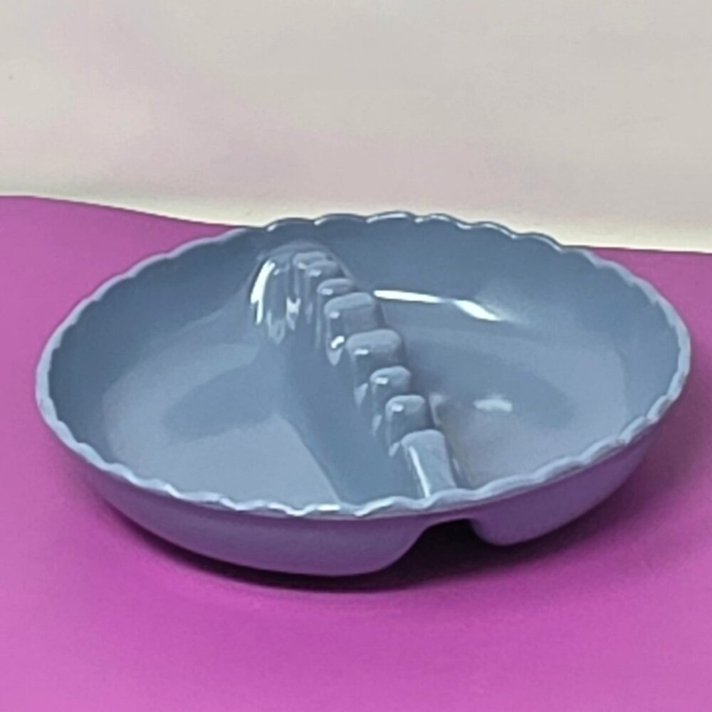 Vintage Melamine Ware No.401 Blue Divided Ashtray Scalloped Edge